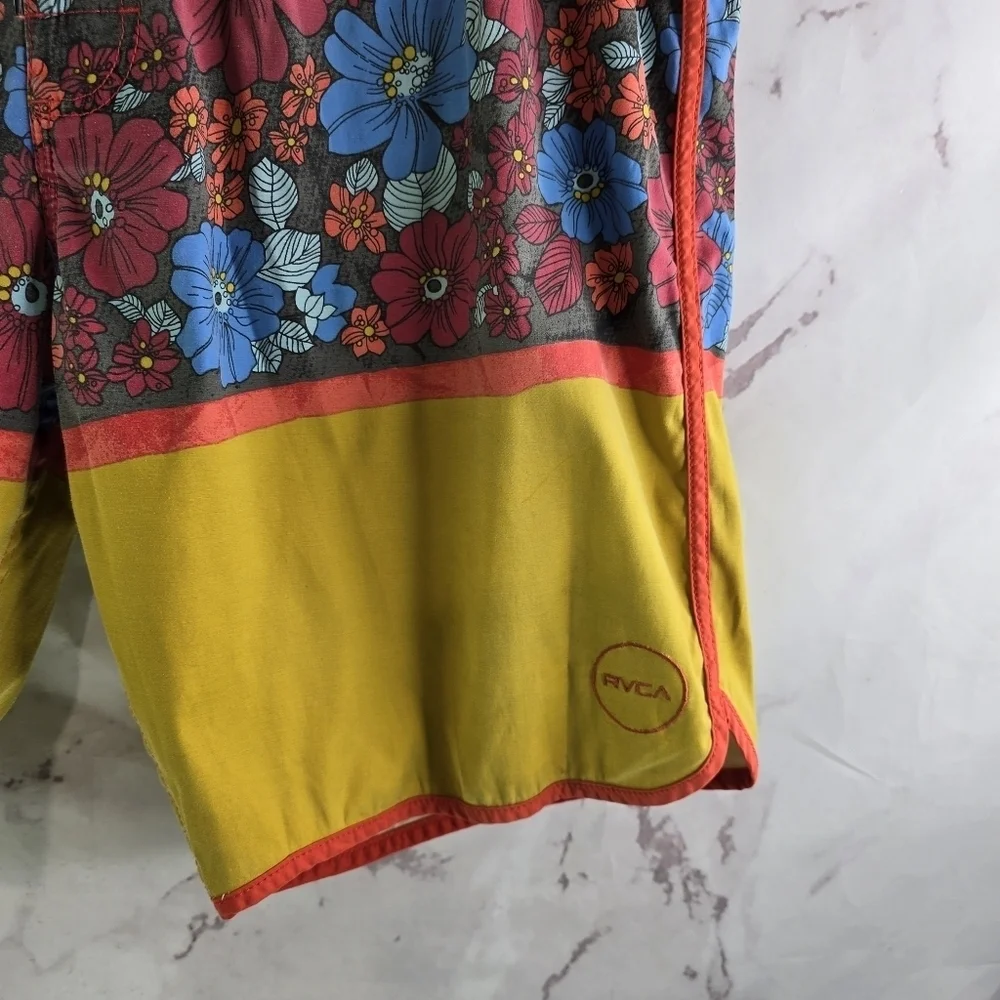 RVCA Swim Trunks Mens 34 Red Yellow Floral Board Shorts Lace Up Vintage